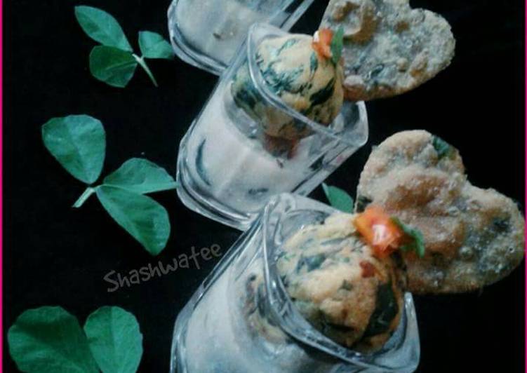 Recipe of Homemade Methi kadhi and poori shots