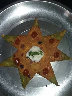 तिरंगा स्टार परांठा (Tricolour star prantha recipe in hindi) रेसिपी मुख्य फोटो