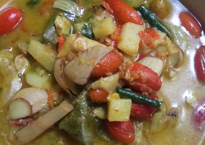 Resep Lodeh warna warni (mlinjo. Kacang panjang. Nangka muda.kentang), Enak