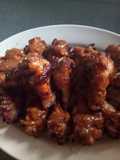 ปีกบนไก่อบซอสบาบีคิว
