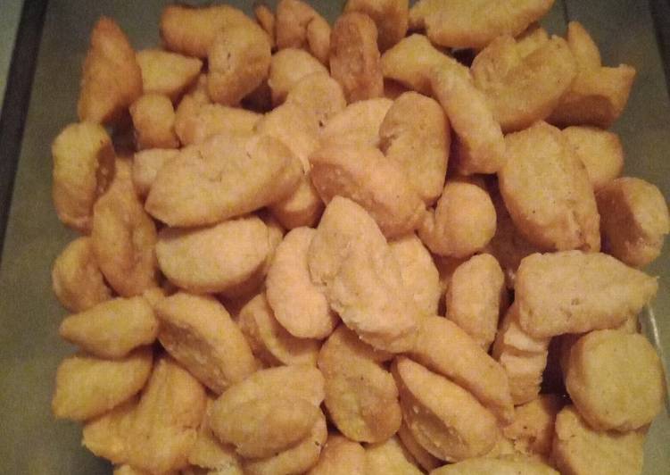 Biji ketapang tanpa telur