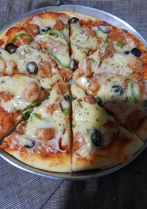 A picture of Pizza.