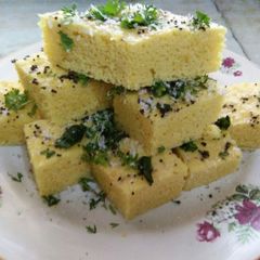 A picture of Dhokla.