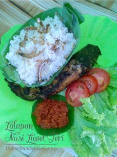 Foto resep Nasi Liwet Teri (RiceCooker)