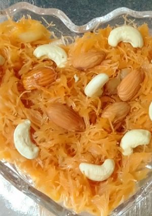 કેસરી વેરમીસલ્લી વિથ ડ્રાય ફ્રુઇટ્સ KESRI vermicelliWITH DRYFRUITS in Gujarati ) રેસીપી મુખ્ય ફોટો