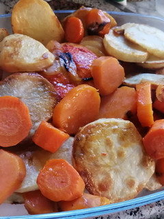 Una foto de Pollo relleno con verduras