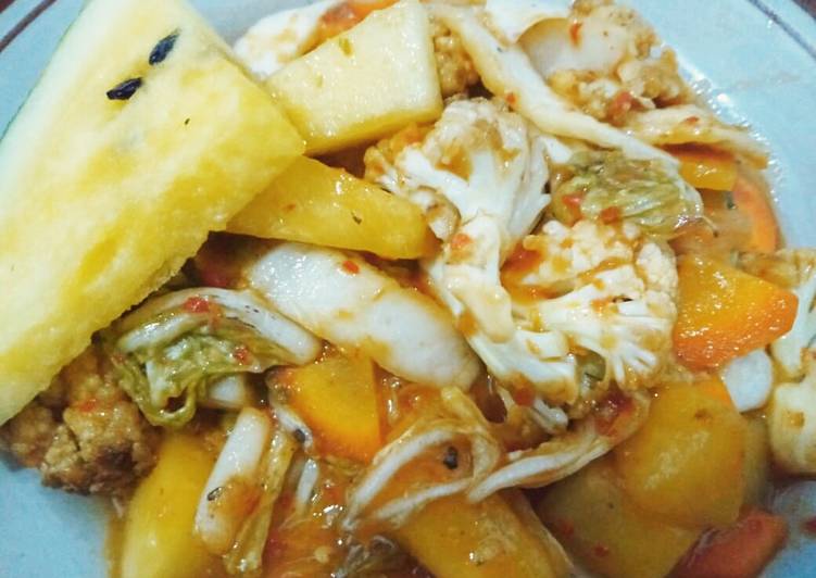 Resep Oseng semangka sawi putih wortel dan bunga kol yang Sempurna