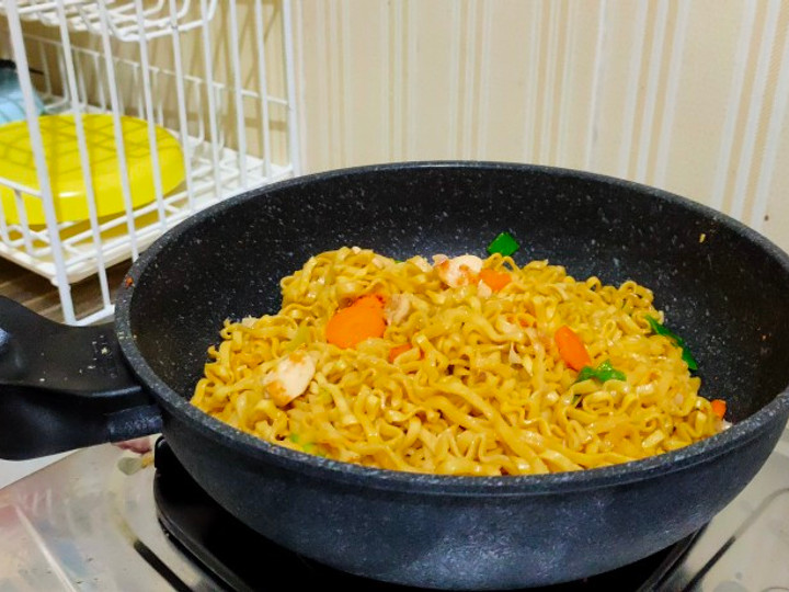 Langkah Mudah untuk Menyiapkan Mie goreng kampung Anti Gagal