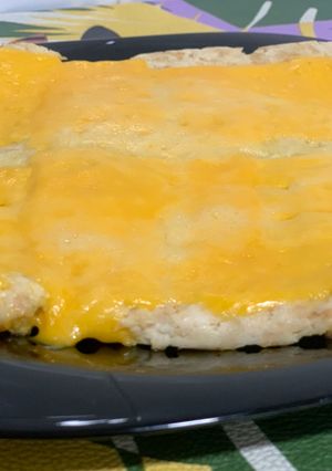 Una foto de Colchón de pollo con queso cheddar