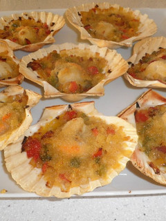 Una foto de Vieiras gratinadas al horno