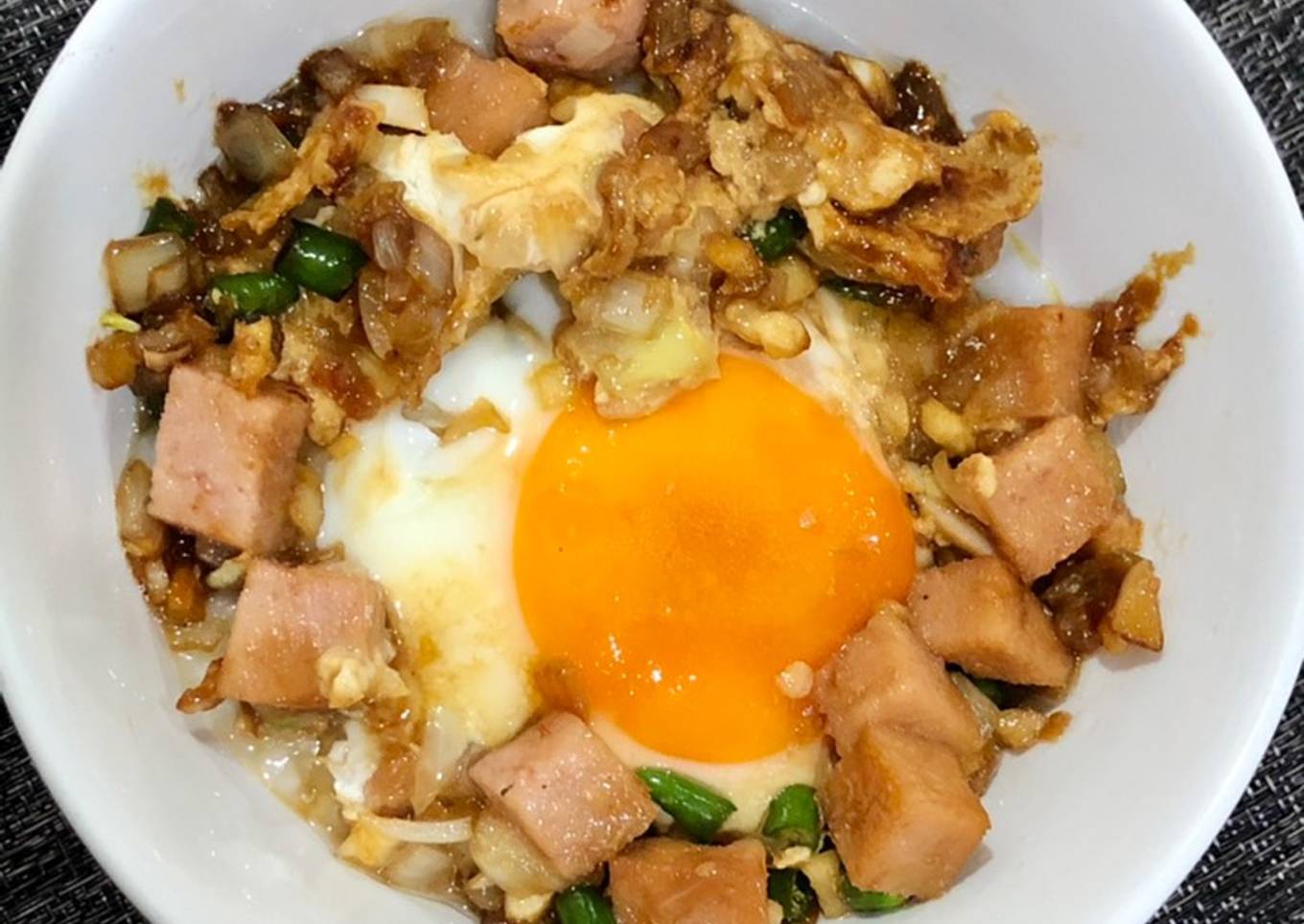 Telur mata sapi saus asin manis