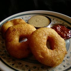 A picture of Medhu Vadai / Ulundhu Vadai.