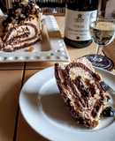 Mascarponés gesztenyés tekercs finomságokkal