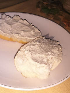 Una foto de 'Queso crema' de girasol vegan!
