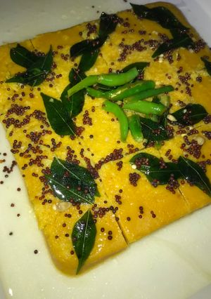 A picture of Dhokla.
