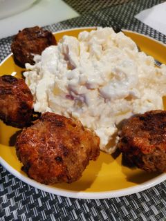 Joghurtos burgonyasaláta recept fotója