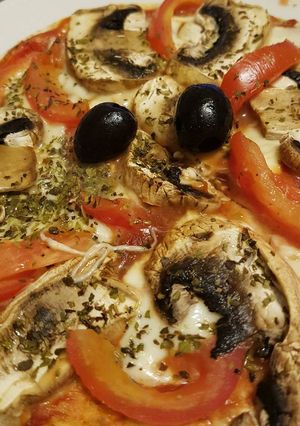 Una foto de Pizza de Tortillas de Trigo