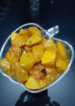 স্কোয়াশের ডালনা (Squasher Dalna recipe in Bengali) রেসিপির প্রধান ছবি
