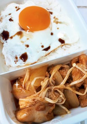 รูปของ สะโพกไก่ผัดโคชูจัง🐣🇰🇷