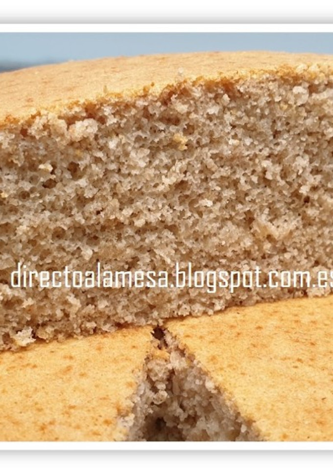 Una foto de Bizcocho de claras y avena