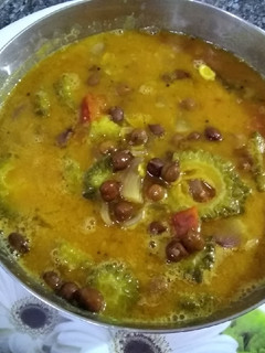 பாகற்காய் கருப்பு கள்ளை சாம்பார் செய்முறை முக்கிய புகைப்படம்