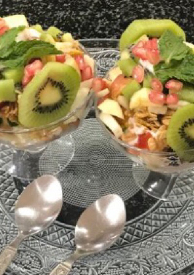 A picture of Muesli with split banana.