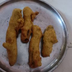 A picture of Mirch ke pakore.