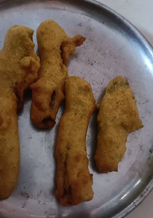 A picture of Mirch ke pakore.
