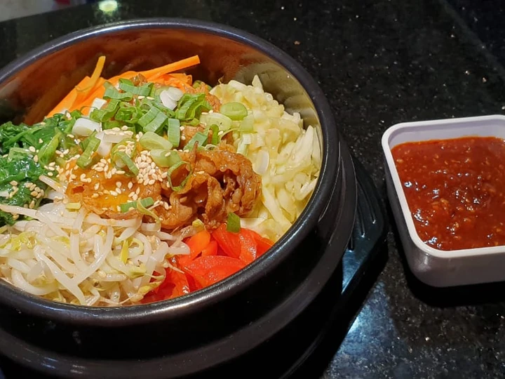 Easy Steps Make Recipes Dolsot Bibimbap the Delicious Appealing.