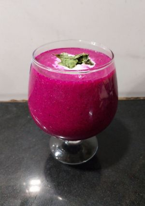 A picture of Dragon fruit And Watermelon Lassi.