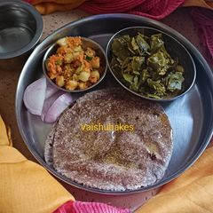 A picture of Ragi Roti and Vaal Beans Subji.