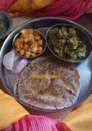 A picture of Ragi Roti and Vaal Beans Subji.