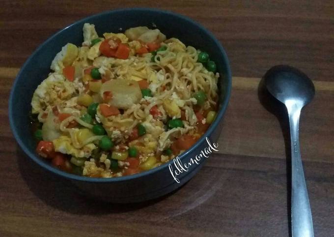 Langkah Mudah untuk Membuat Mie Rebus Pedas | Resep simple Anti Gagal