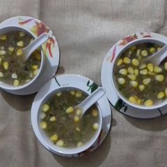 A picture of Sweet corn soup.