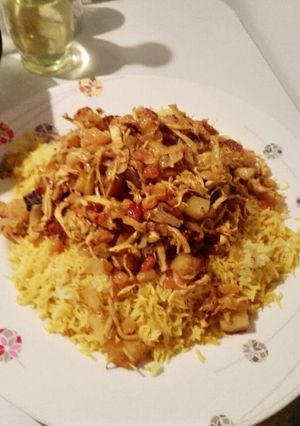 صورة لوصفة رز اصفر مع دجاج