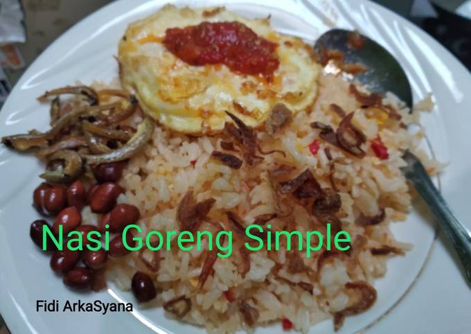 Bagaimana Membuat Nasi Goreng Simple (W17) yang Lezat Sekali