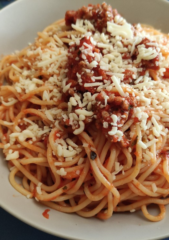 Una foto de Spaghettis con carne picada