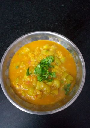 तोरई की सब्जी (torai ki sabzi recipe in Hindi) रेसिपी मुख्य फोटो