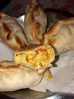 Una foto de Empanadas de choclo 😋