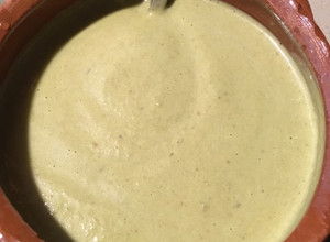 Una foto de Guacamole falso