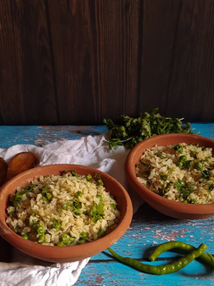 बनारसी चूड़ा मटर (banarasi chuda matar recipe in Hindi) रेसिपी मुख्य फोटो
