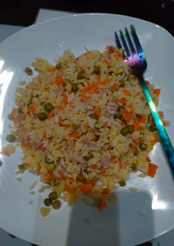 Una foto de Arroz tres delicias