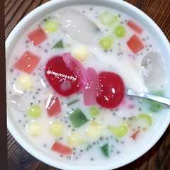 A picture of Es campur kolangkaling SIMPLE.