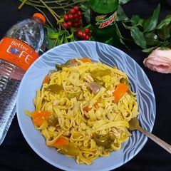 A picture of Stir fry noodles mix vege...n chicken.