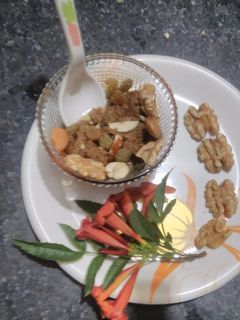 અખરોટ નો લાઈવ હલવો (walnut Halwa Recipe in Gujarati) રેસીપી મુખ્ય ફોટો