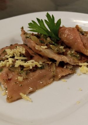 Una foto de Ravioles de queso de cabra