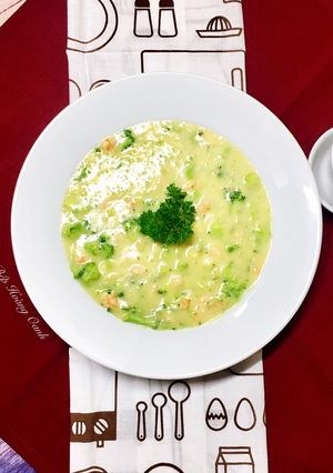 Hình của món Súp Bông Cải Xanh 🥦.