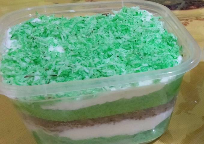 Klepon cake dessert box