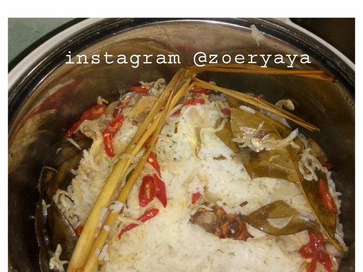 Standar Resep mudah memasak 8. Nasi liwet rice cooker yang nagih banget