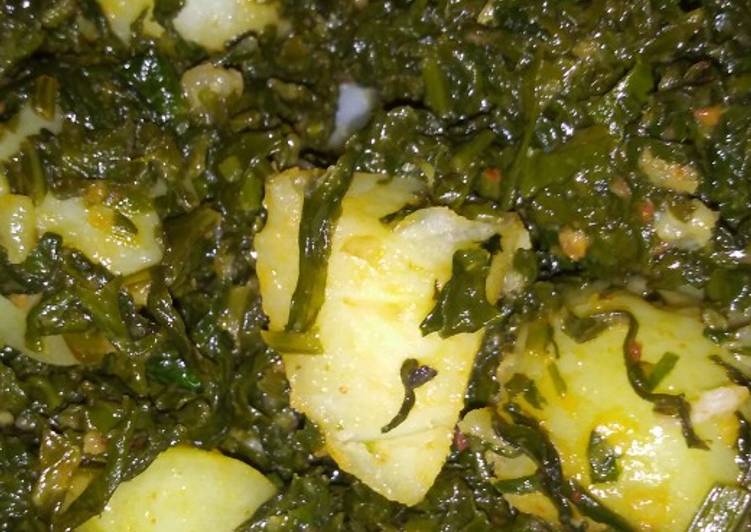 Recipe of Super Quick Homemade Instant Palak Aloo